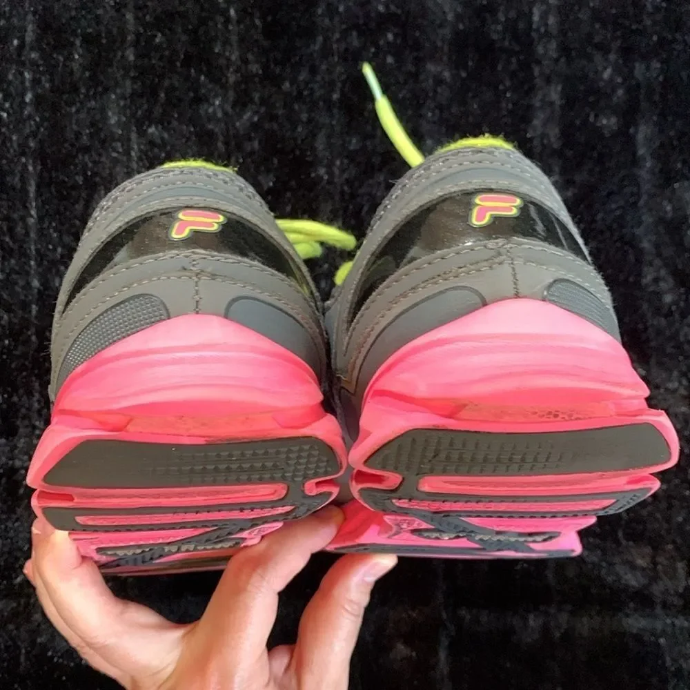FILA MEMORY FOAM FOOTBED GRAY GREEN HOT PINK SIZE 8.5